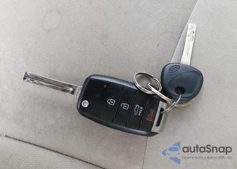 2015 Kia Optima Lx from USA, damaged, VIN KNAGM4A7XF5602452